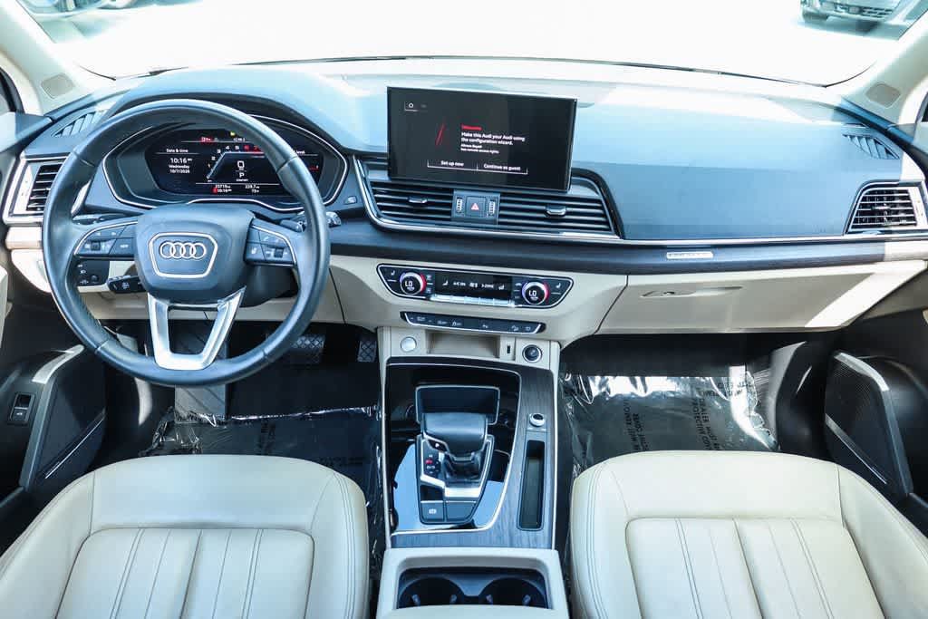 Used 2023 Audi Q5 2.0T Premium Plus w/ Premium Plus Package AWD/4WD image 12