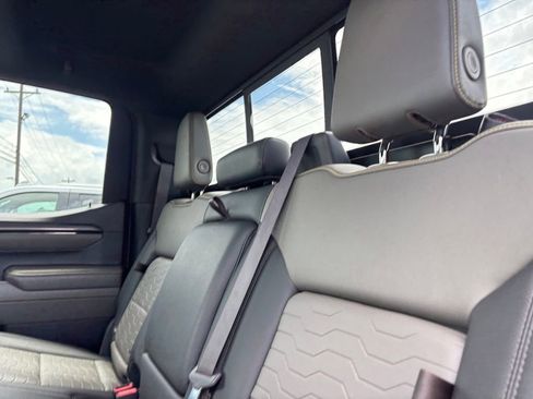 Used 2024 Chevrolet Silverado 1500 ZR2 w/ Technology Package AWD/4WD image 26