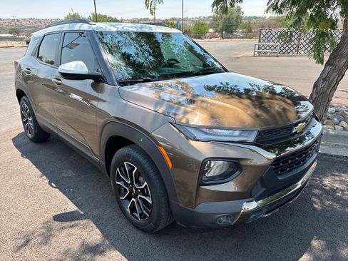 Used 2022 Chevrolet TrailBlazer ACTIV AWD/4WD image 3