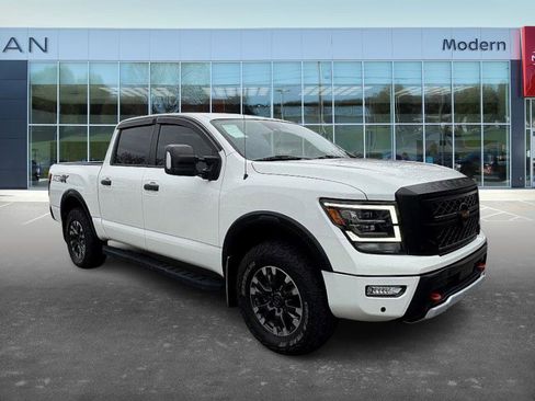 Used 2021 Nissan Titan PRO-4X w/ Pro-4x Utility Package image 4