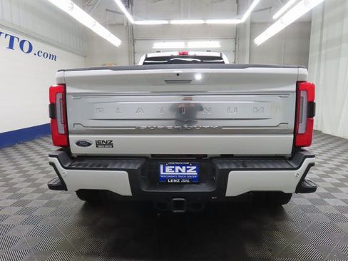 Used 2025 Ford F450 Platinum w/ Platinum Plus Package image 34