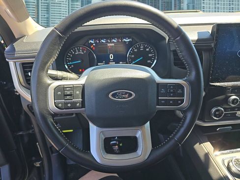 Used 2024 Ford Expedition Max XLT RWD image 11