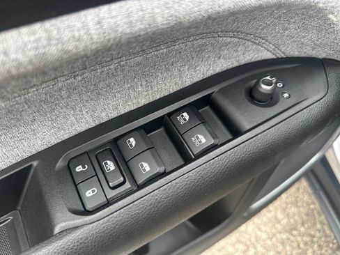 Used 2022 Jeep Compass Latitude AWD/4WD image 15