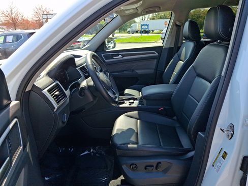 Used 2022 Volkswagen Atlas SE image 14