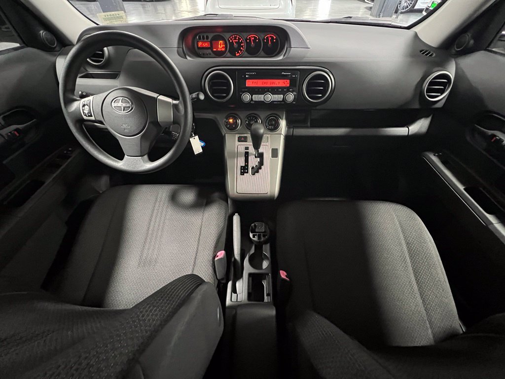 Used 2008 Scion xB FWD image 25