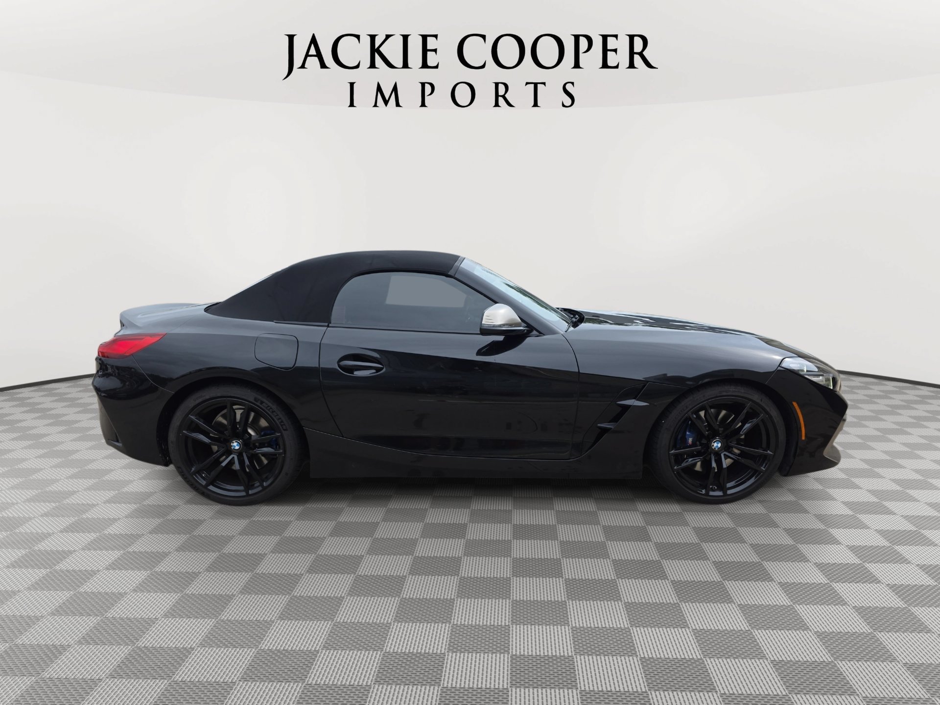 Used 2020 BMW Z4 M40i w/ Premium Package RWD image 4