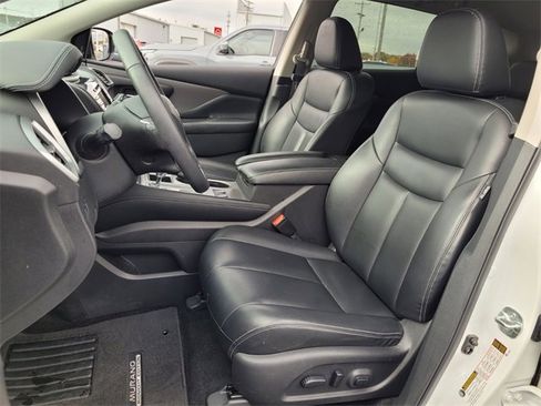 Used 2024 Nissan Murano SV w/ SV Midnight Edition Package image 5
