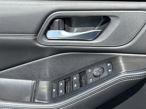 New 2026 Nissan Rogue SV AWD/4WD image 16