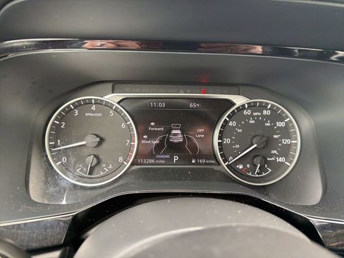 Used 2022 Nissan Pathfinder SL w/ SL Premium Package image 10