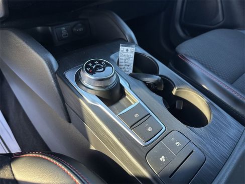 Used 2024 Ford Escape ST-Line image 20