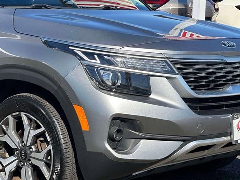 Used 2021 Kia Seltos EX image 8