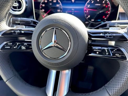 New 2026 Mercedes-Benz GLC 300 4MATIC image 14