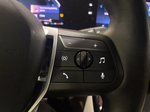 Used 2025 BMW X1 xDrive28i AWD/4WD image 11