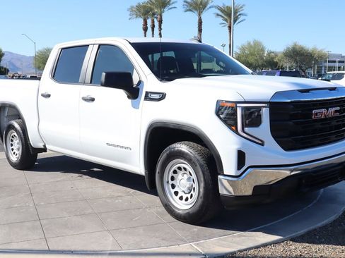 Used 2025 GMC Sierra 1500 Pro w/ Pro Value Package image 3