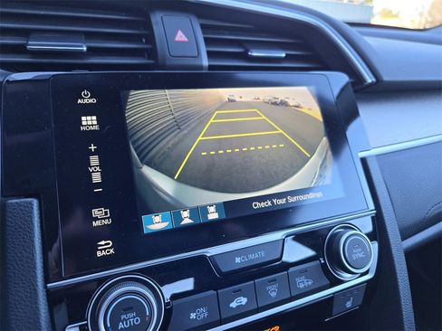 Used 2017 Honda Civic Touring image 25