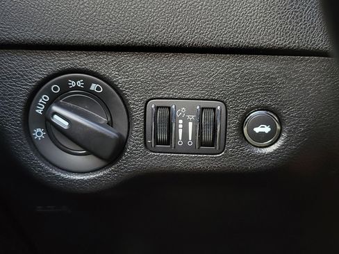 Used 2023 Dodge Charger SXT w/ Blacktop Package image 27