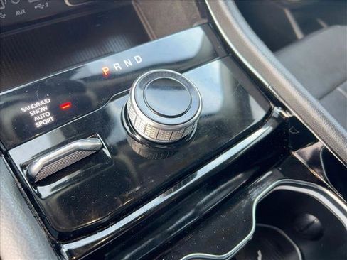 Used 2022 Jeep Grand Cherokee L Limited w/ Luxury Tech Group II image 12