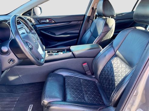 Used 2022 Nissan Maxima Platinum w/ Sport Mat Group FWD image 22