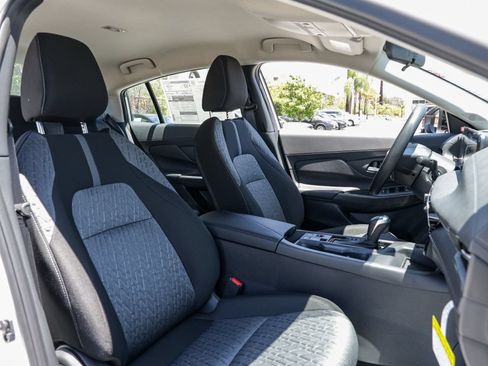 New 2026 Nissan Sentra SV w/ Floor Mat Package FWD image 18
