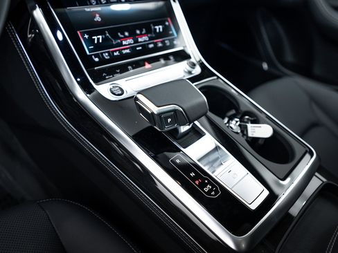 New 2026 Audi Q8 Premium Plus image 11