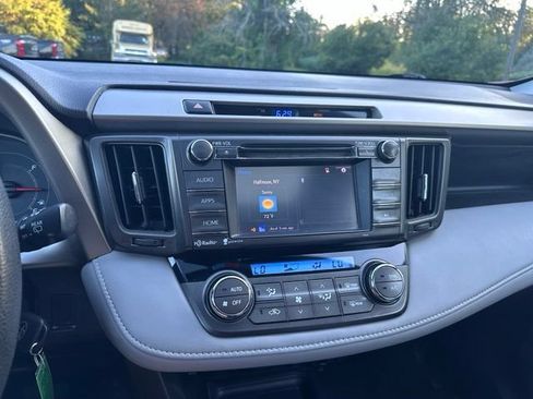 Used 2014 Toyota RAV4 XLE AWD/4WD image 15