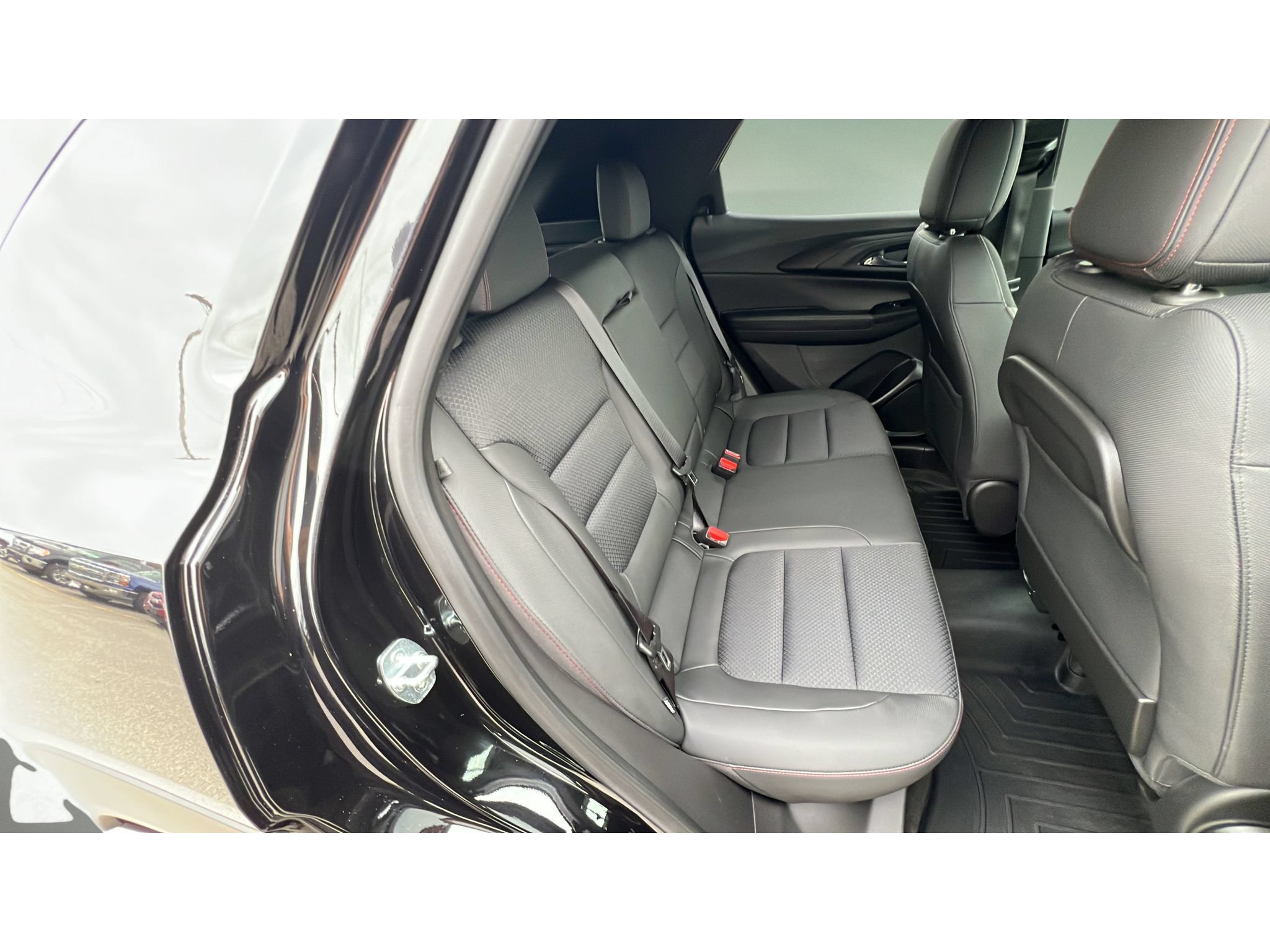 Certified 2023 Chevrolet TrailBlazer RS AWD/4WD image 31