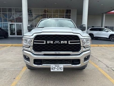 Used 2024 RAM 2500 Big Horn AWD/4WD image 2