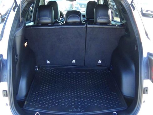 Certified 2024 Jeep Compass Trailhawk w/ Trailhawk Elite Group image 11