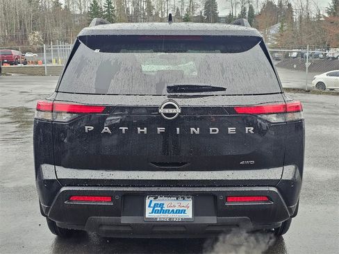 New 2026 Nissan Pathfinder SV image 6