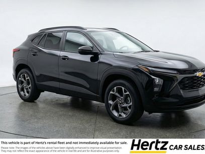 Used 2025 Chevrolet Trax LT