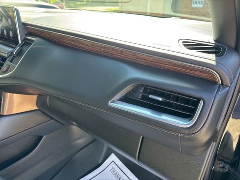 Used 2021 Chevrolet Tahoe High Country AWD/4WD image 14