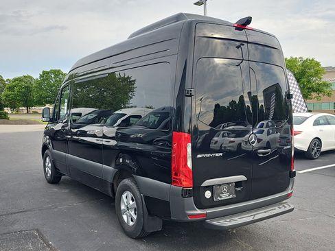 Used 2025 Mercedes-Benz Sprinter 2500 image 3