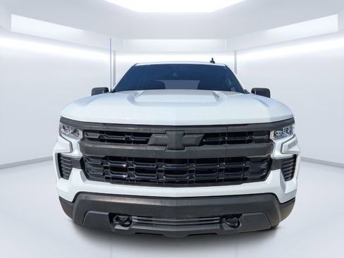 Used 2024 Chevrolet Silverado 1500 LT AWD/4WD image 8