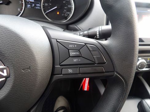 Used 2025 Nissan Versa S w/ Trunk Package image 15