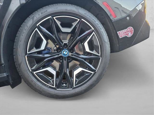 Certified 2023 BMW iX M60 AWD/4WD image 25