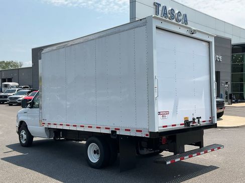 New 2025 Ford E-350 and Econoline 350 Super Duty w/ Driver's Safety Package RWD image 15