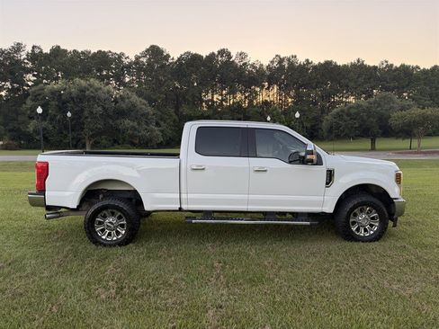 Used 2018 Ford F250 XLT w/ XLT Premium Package AWD/4WD image 7