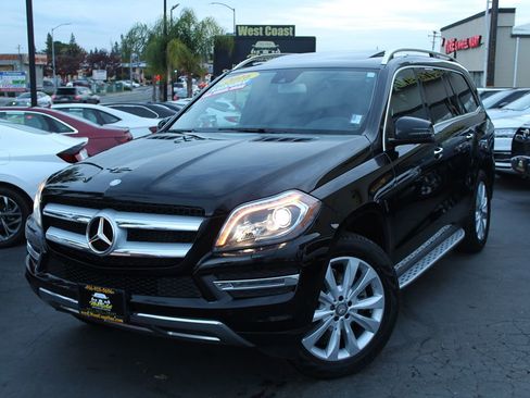 Used 2016 Mercedes-Benz GL 450 4MATIC image 2