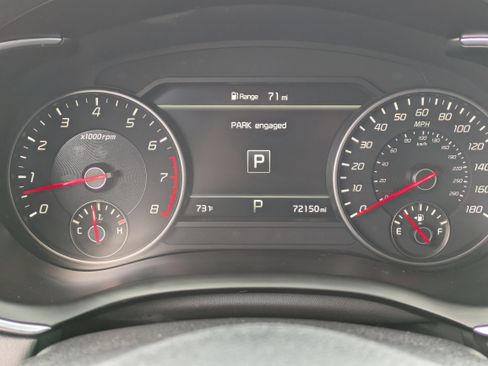 Used 2023 Kia Stinger GT2 w/ Red Interior Color Package image 28