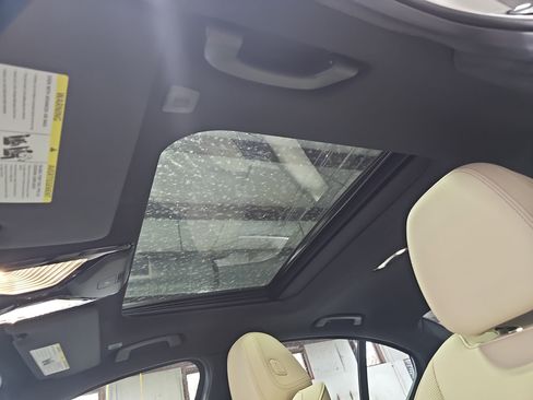 New 2026 BMW 330i Sedan w/ Premium Package image 31