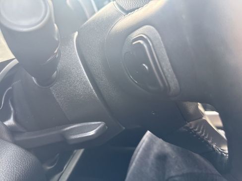 Used 2023 RAM 1500 Big Horn image 18