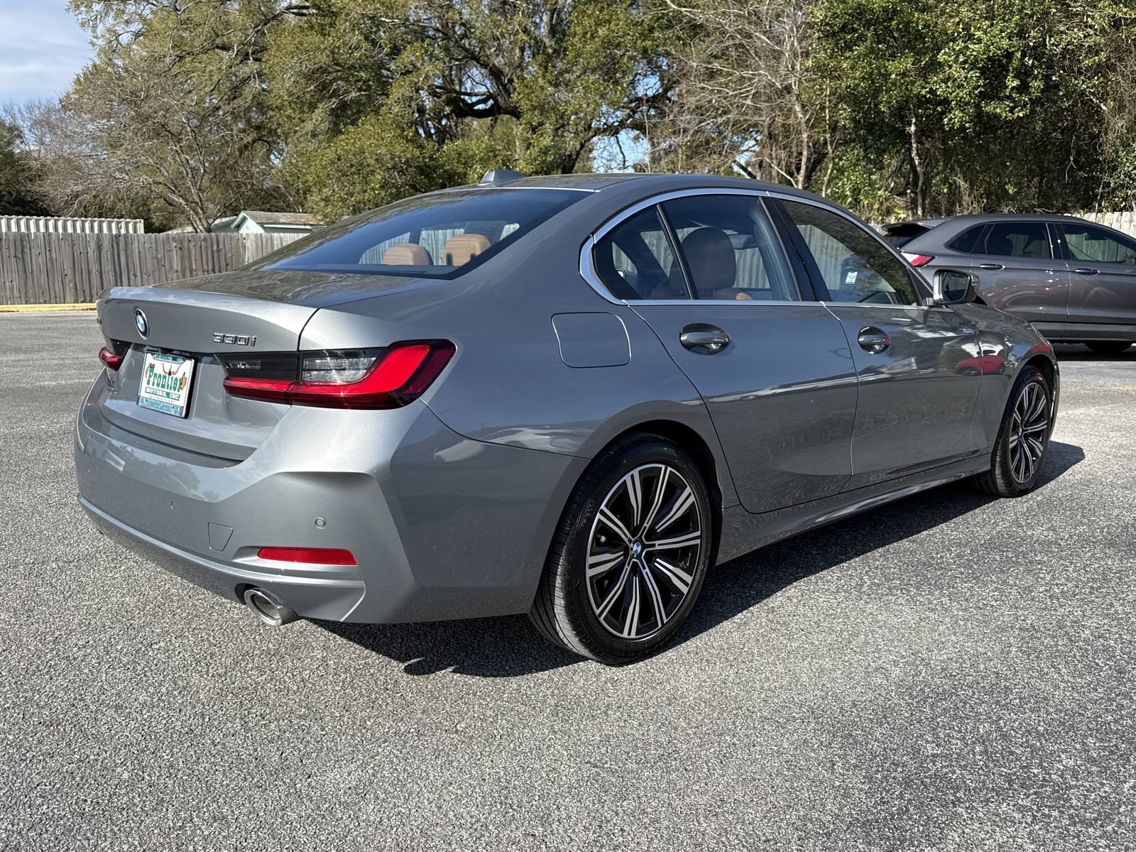 Used 2025 BMW 330i xDrive Sedan AWD/4WD image 5