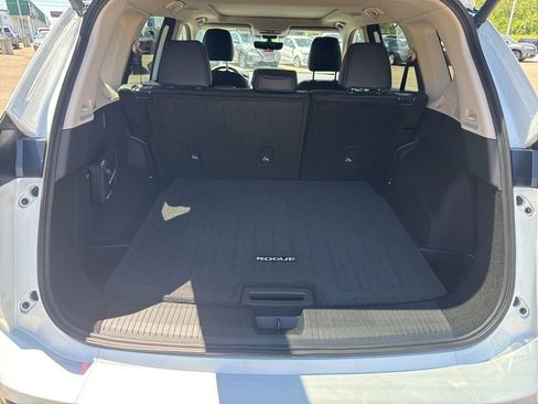 New 2026 Nissan Rogue Dark Armor AWD/4WD image 32