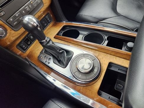 Used 2013 INFINITI QX56 4WD w/ Theater Pkg image 25