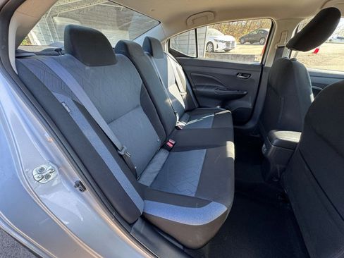Used 2025 Nissan Versa SV image 35