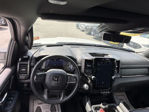 Used 2024 RAM 1500 Limited AWD/4WD image 15