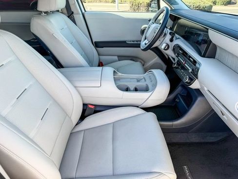 Used 2026 Hyundai Palisade Calligraphy AWD/4WD image 19