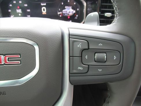New 2026 GMC Sierra 1500 SLT w/ SLT Premium Plus Package AWD/4WD image 22