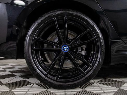 Used 2023 BMW 330e w/ M Sport Package image 44