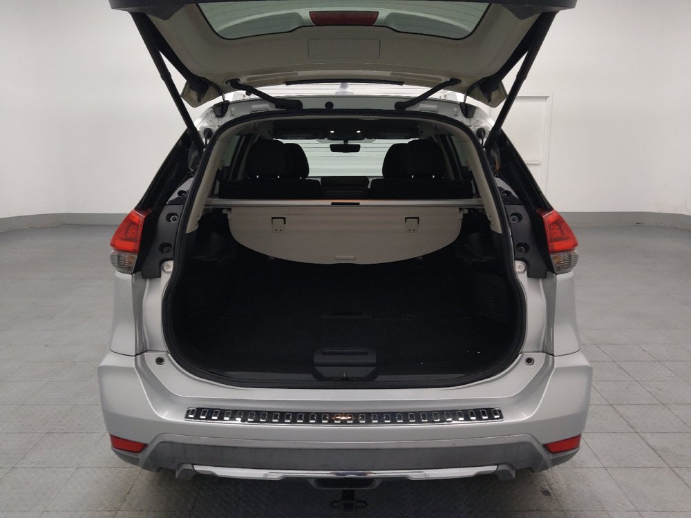 Used 2018 Nissan Rogue SV FWD image 29